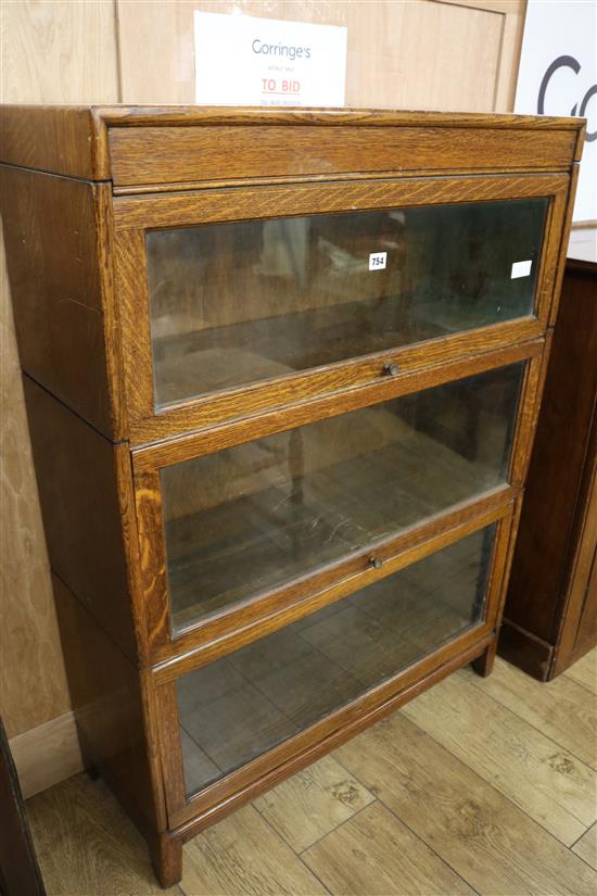 An oak 3-section minty bookcase, W.87cm